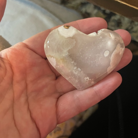 Heart-Shaped Flower Agate Stone - Picture 3 of 3